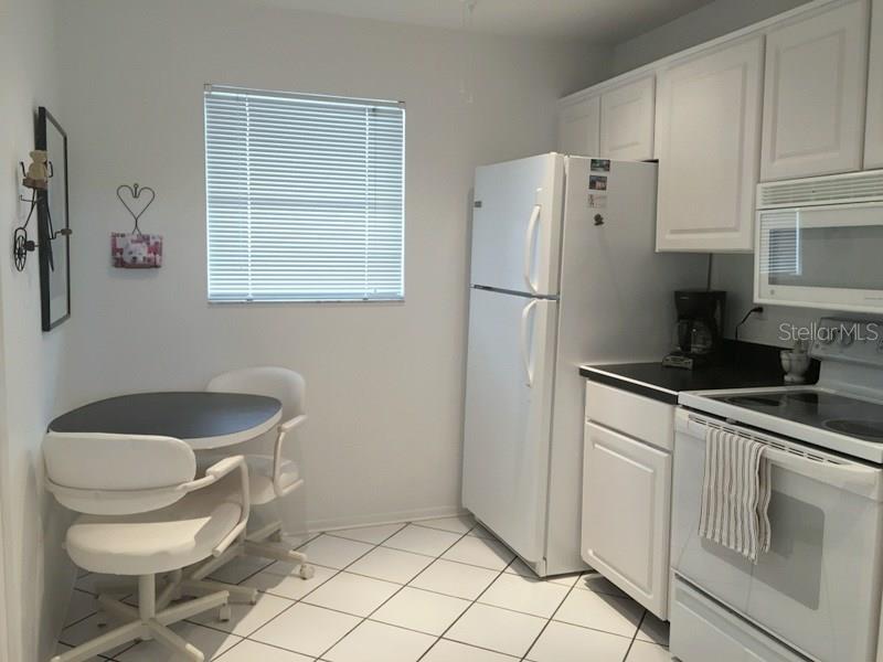3660 IRONWOOD CIR #503M — photo 4