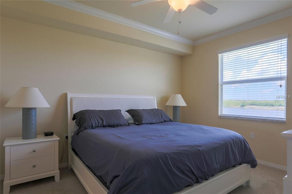 Home in BRADENTON — photo 10