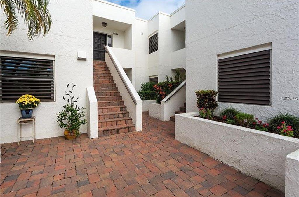 Home in SARASOTA — photo 2