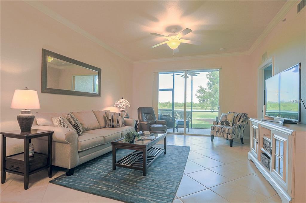 Home in BRADENTON — photo 4