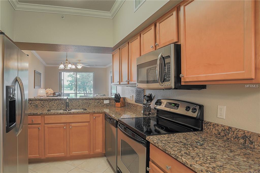 Home in BRADENTON — photo 8
