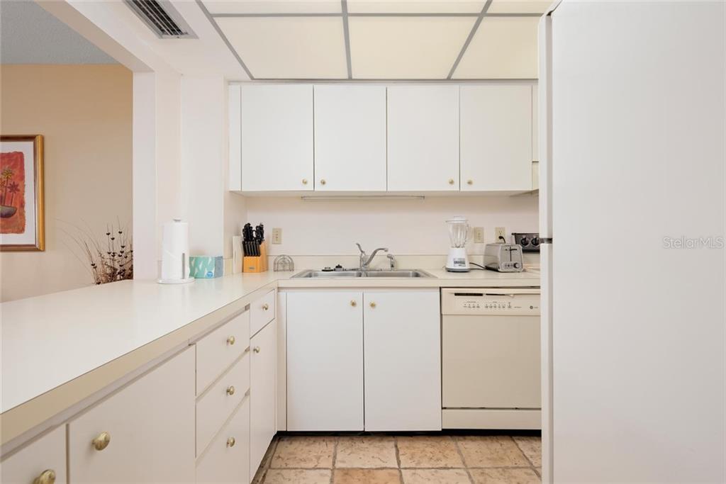 5393 GULF OF MEXICO DR #208 — photo 9