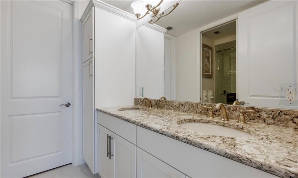 395 ARUBA CIR #203 — photo 15
