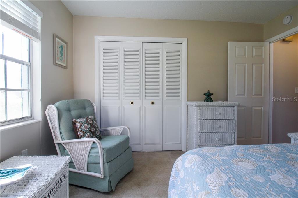 2806 TAUNTON DR W — photo 20