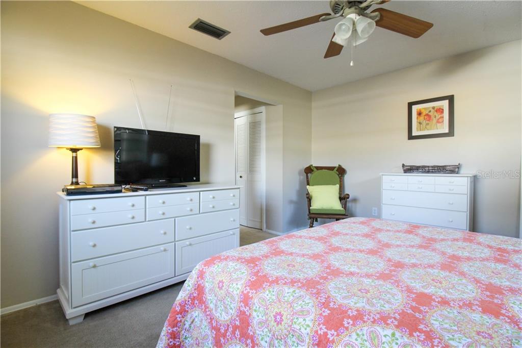 2806 TAUNTON DR W — photo 28