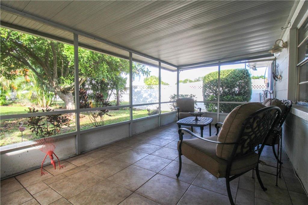 2806 TAUNTON DR W — photo 30