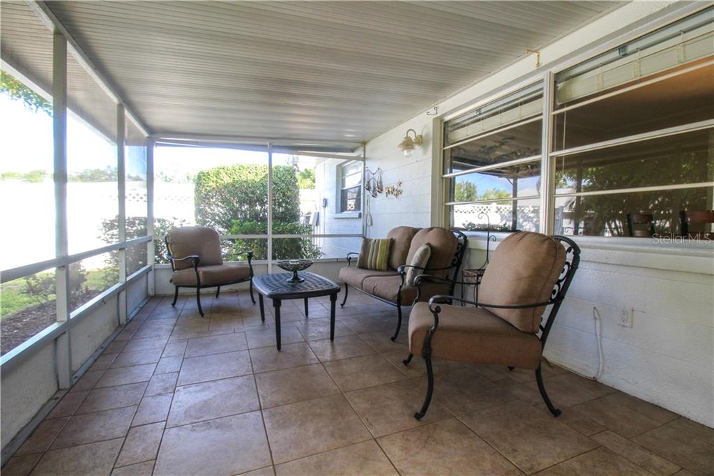 2806 TAUNTON DR W — photo 31