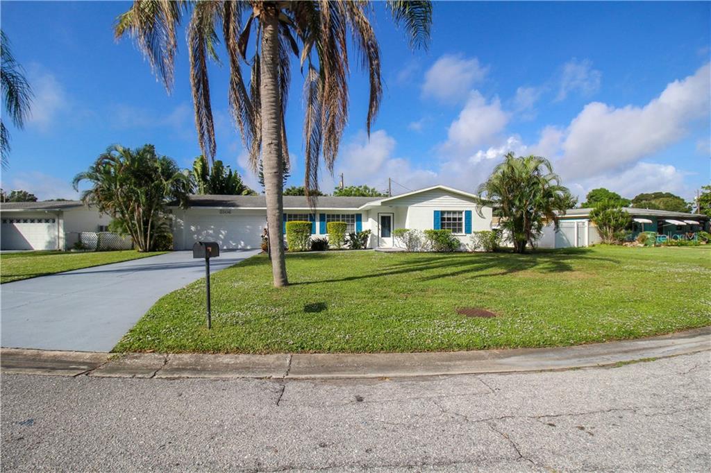 2806 TAUNTON DR W — photo 37