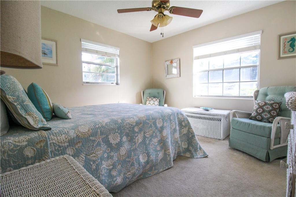 2806 TAUNTON DR W — photo 18