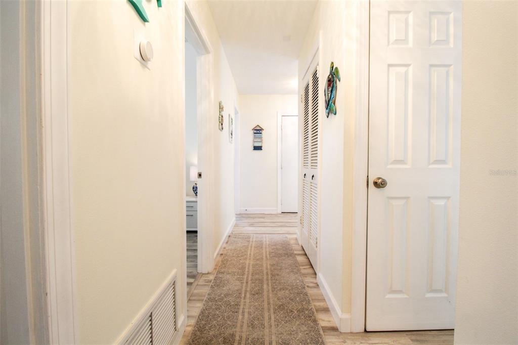 2232 PINE TER — photo 31