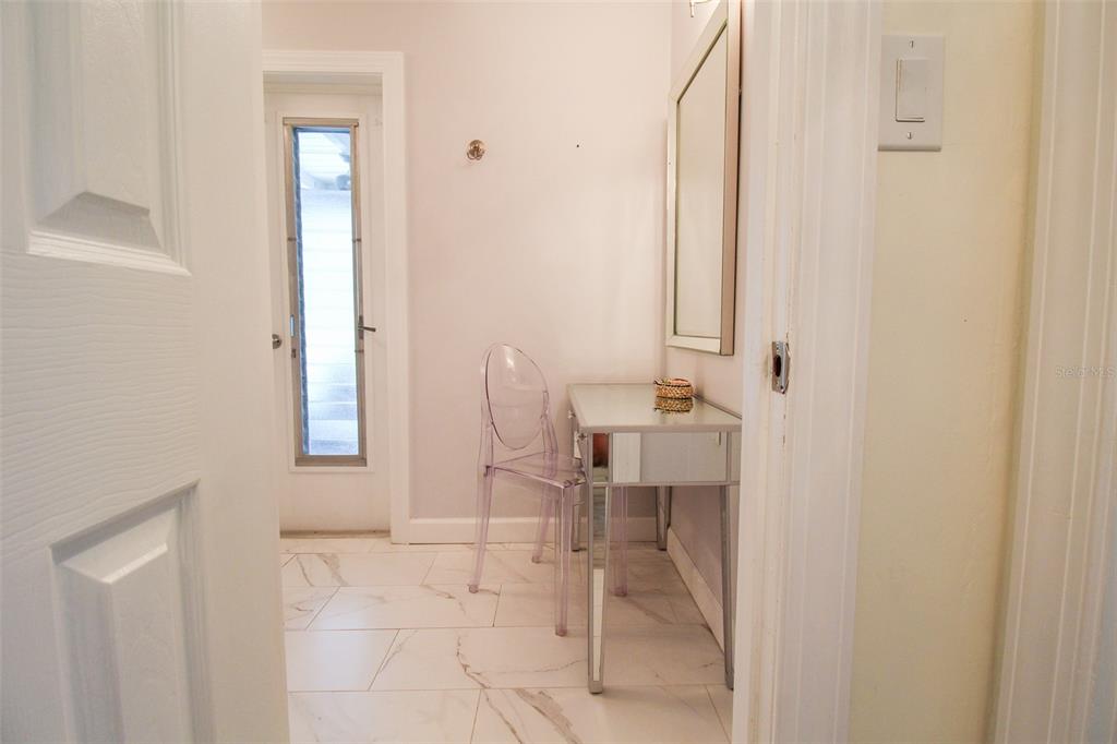 2232 PINE TER — photo 34