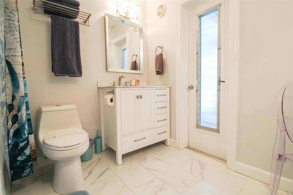 2232 PINE TER — photo 52
