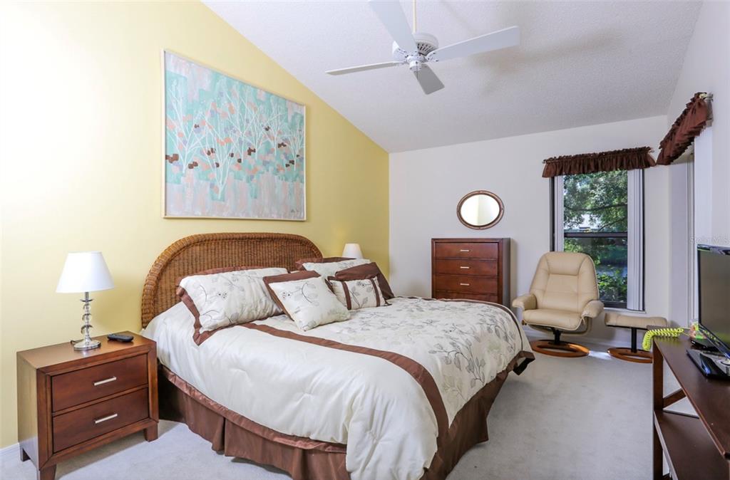 226 SOUTHAMPTON LN #257 — photo 2