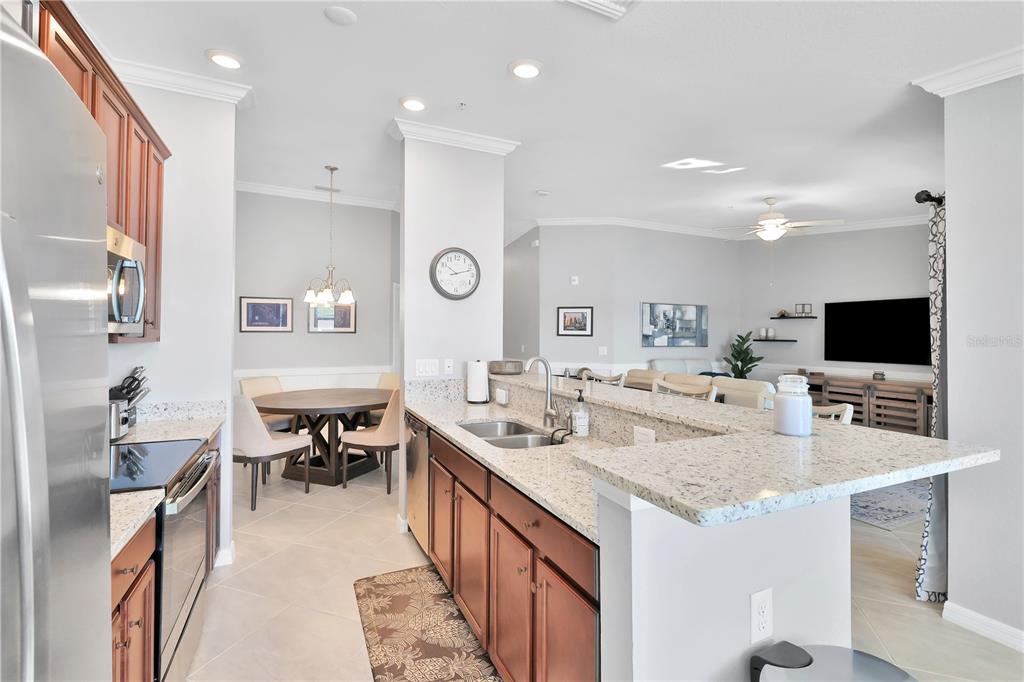 5634 PALMER CIR #203 — photo 20