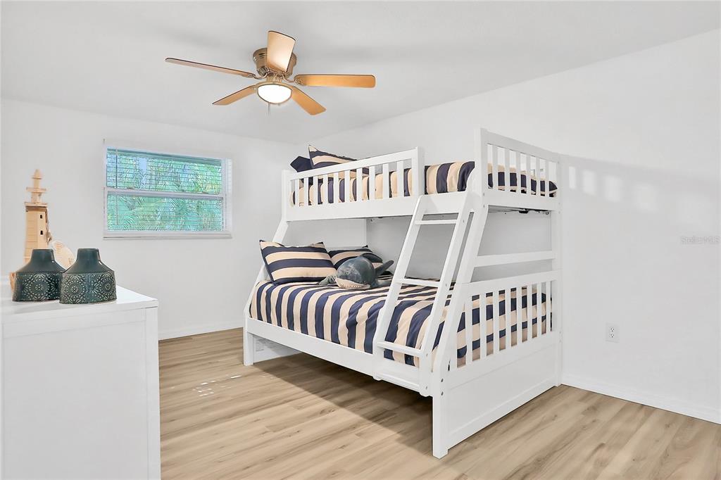 161 EASTON DR NW — photo 11