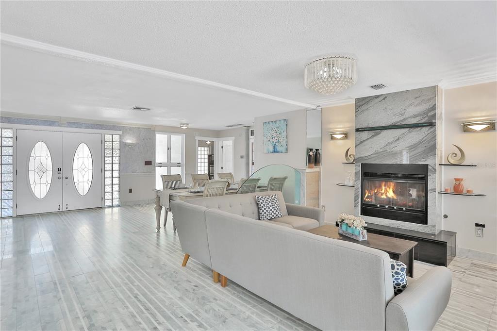 4315 ROYAL PALM DR — photo 8