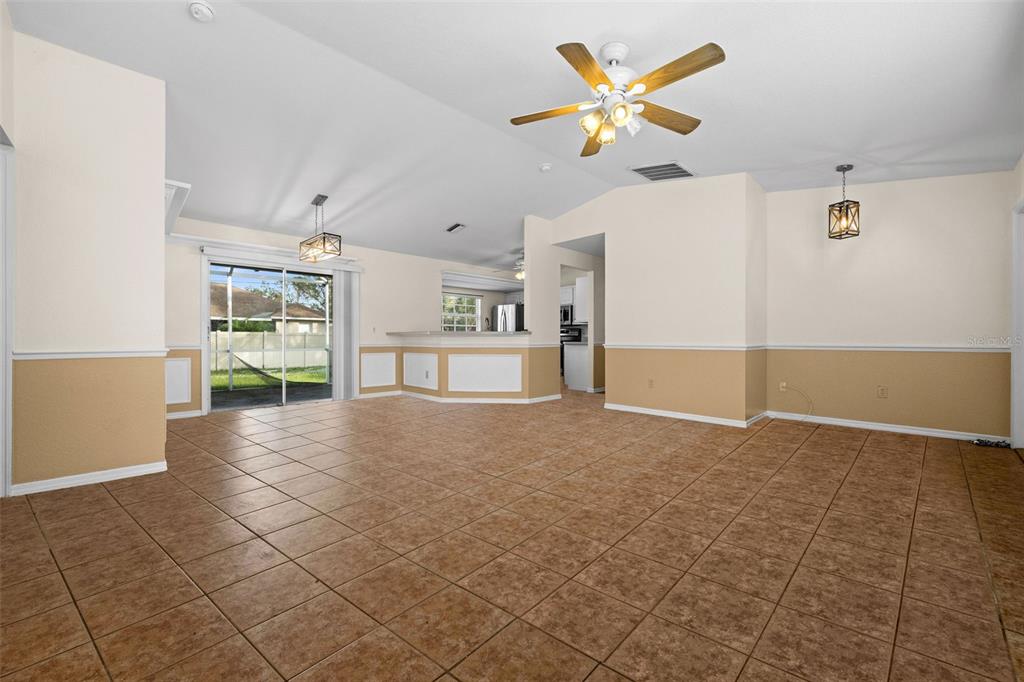 1340 PAPILLON ST — photo 7