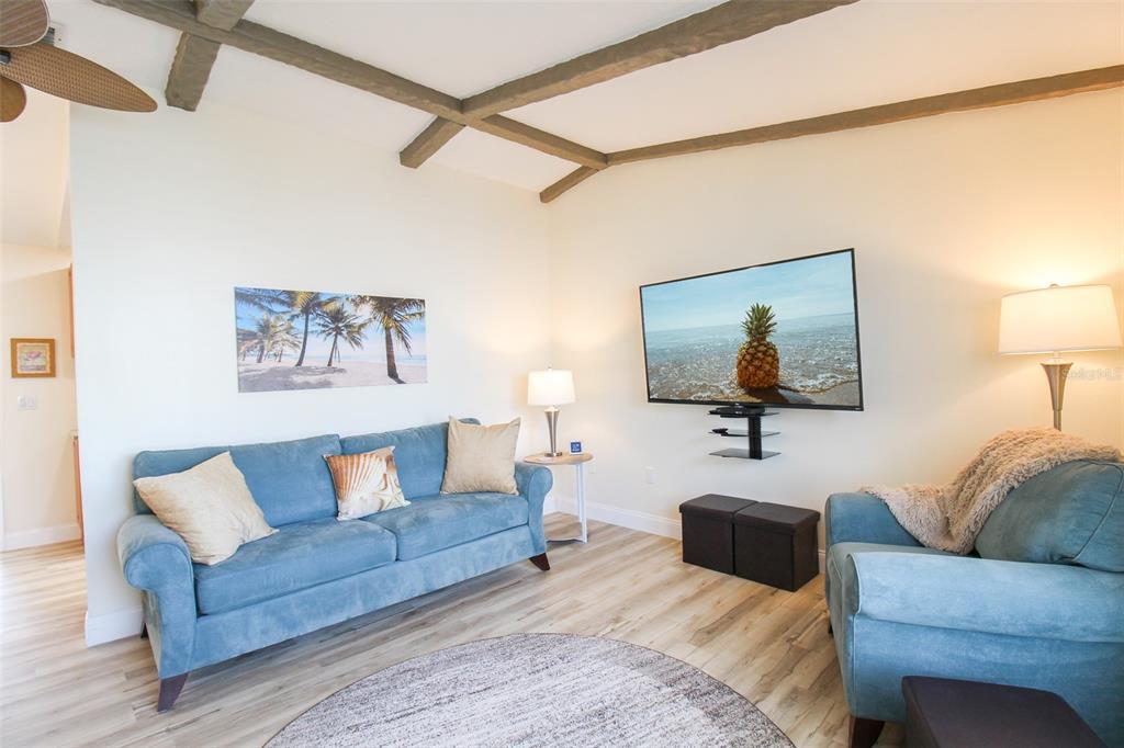 3852 GATEWOOD DR — photo 11