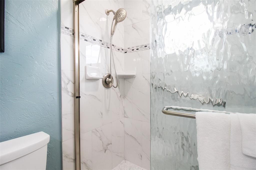 3852 GATEWOOD DR — photo 25