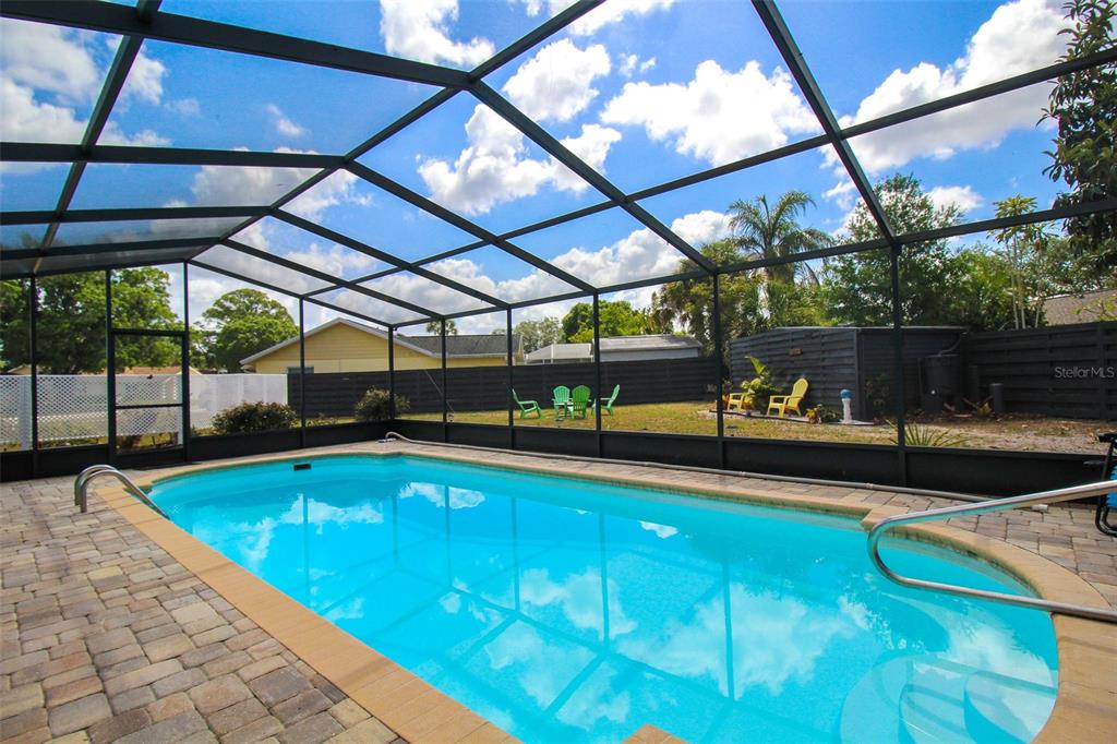 3852 GATEWOOD DR — photo 39