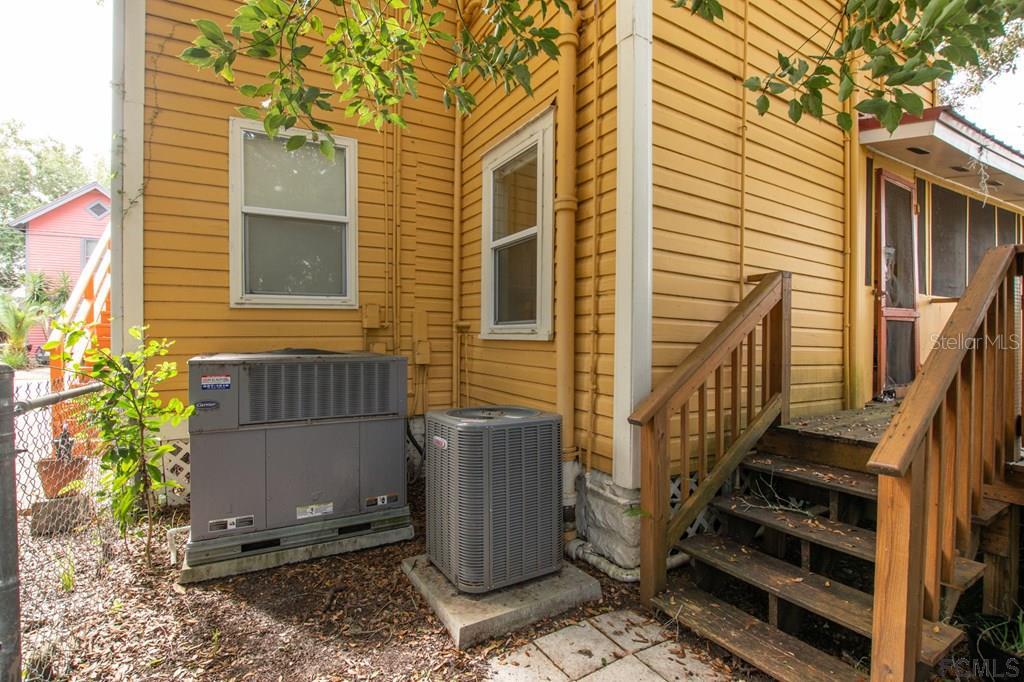 61 SAN MARCO AVE — photo 36