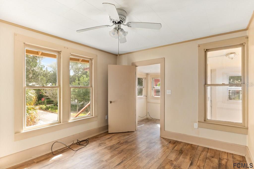 61 SAN MARCO AVE — photo 46
