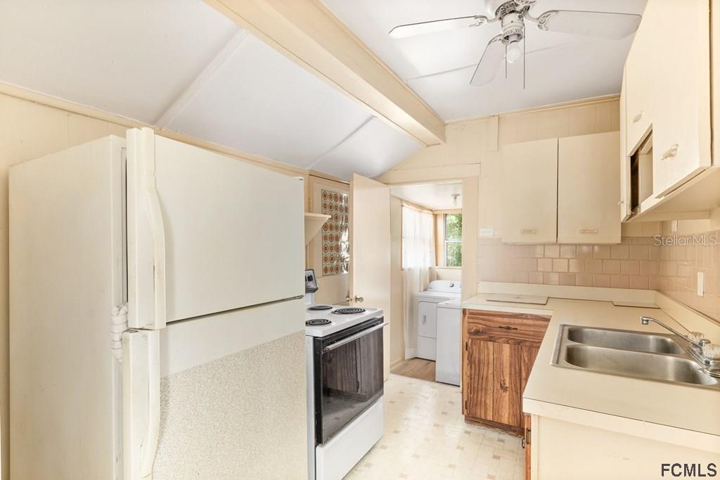 61 SAN MARCO AVE — photo 48