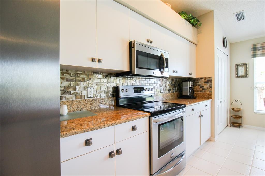 5301 MAHOGANY RUN AVE #1023 — photo 37