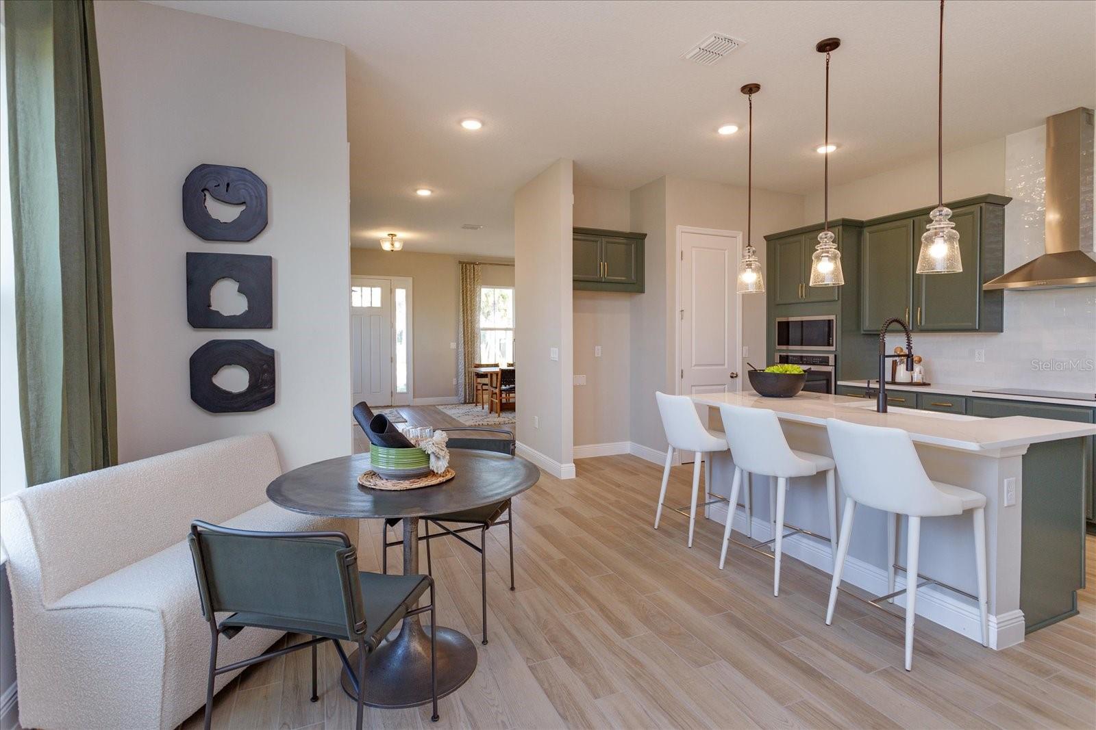 6569 CYRILS DR — photo 10