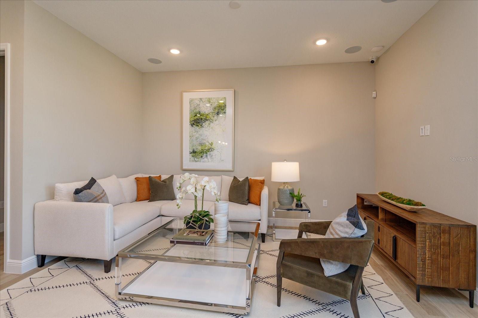 6569 CYRILS DR — photo 9