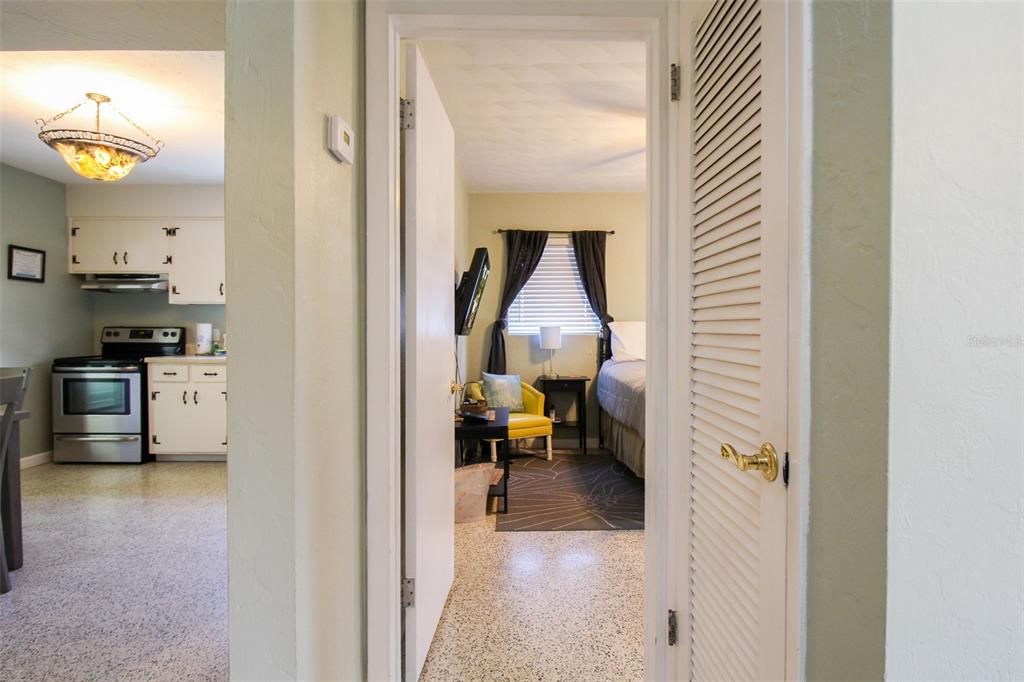 Home in VENICE — photo 13
