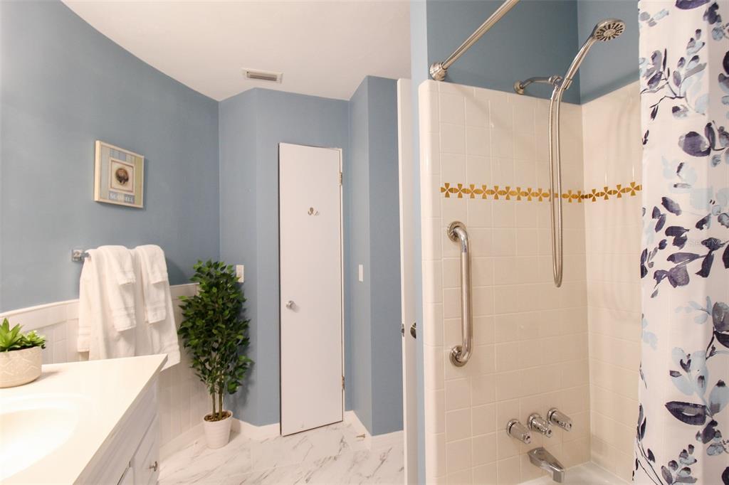 2521 BISMARK WAY — photo 32