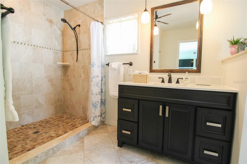 3223 ROWENA ST — photo 38