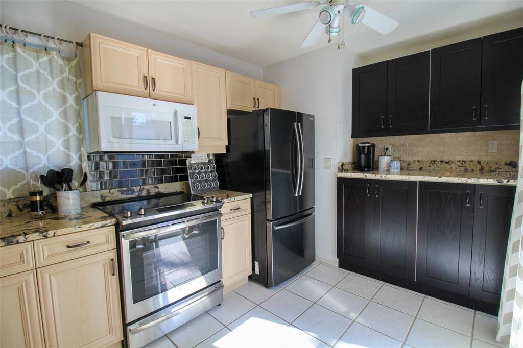 502 SANDERLING CIR — photo 19