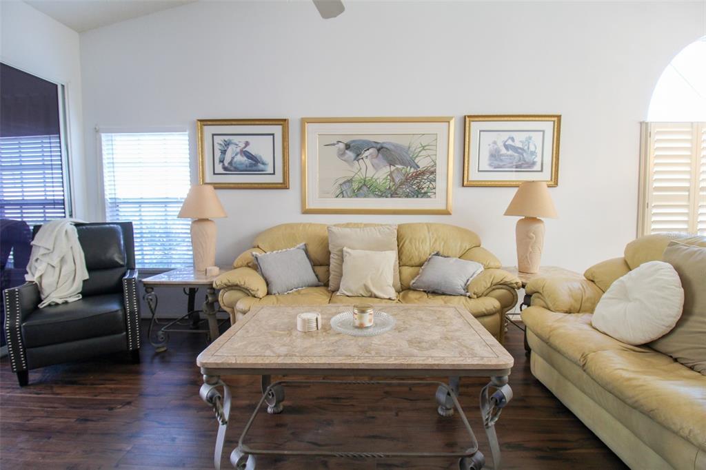 502 SANDERLING CIR — photo 31
