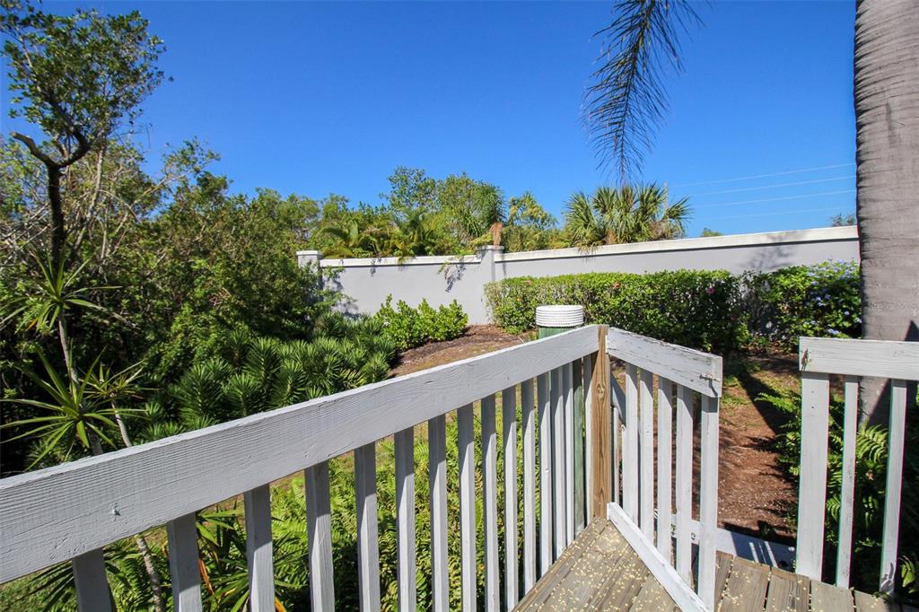 502 SANDERLING CIR — photo 46