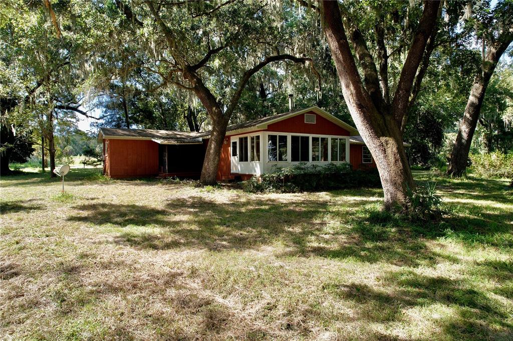 9817 NE COUNTY ROAD 1469 — photo 5