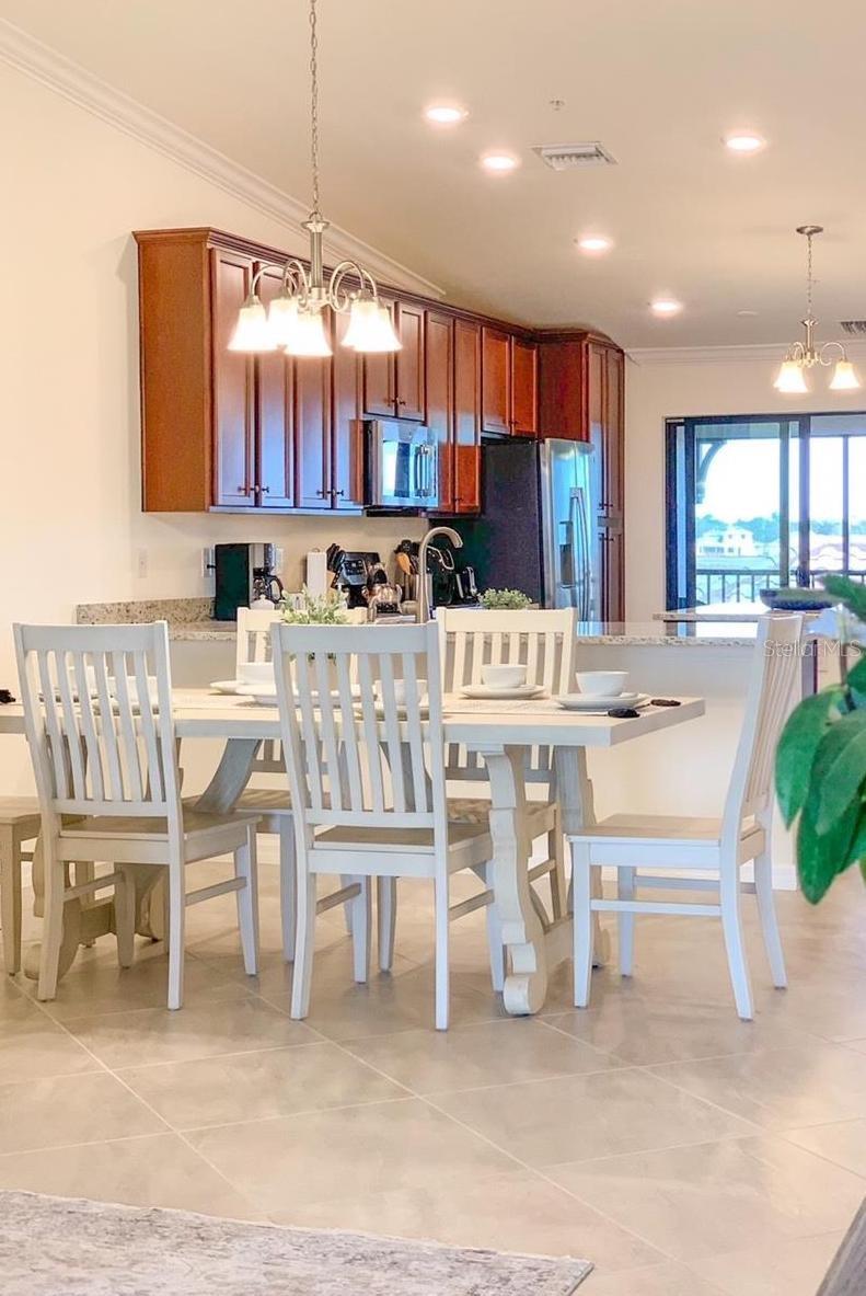5710 PALMER CIR #202 — photo 4