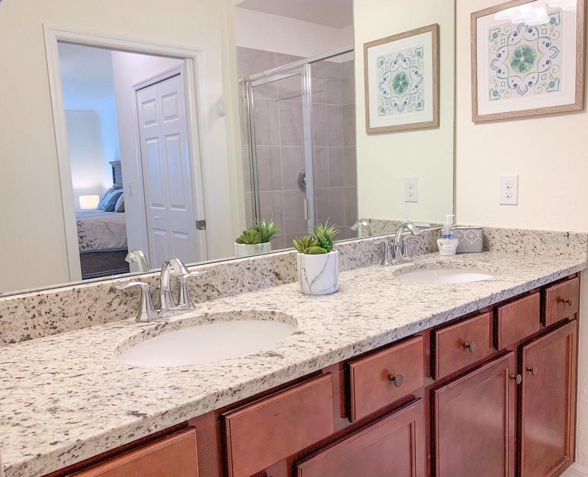 5710 PALMER CIR #202 — photo 11