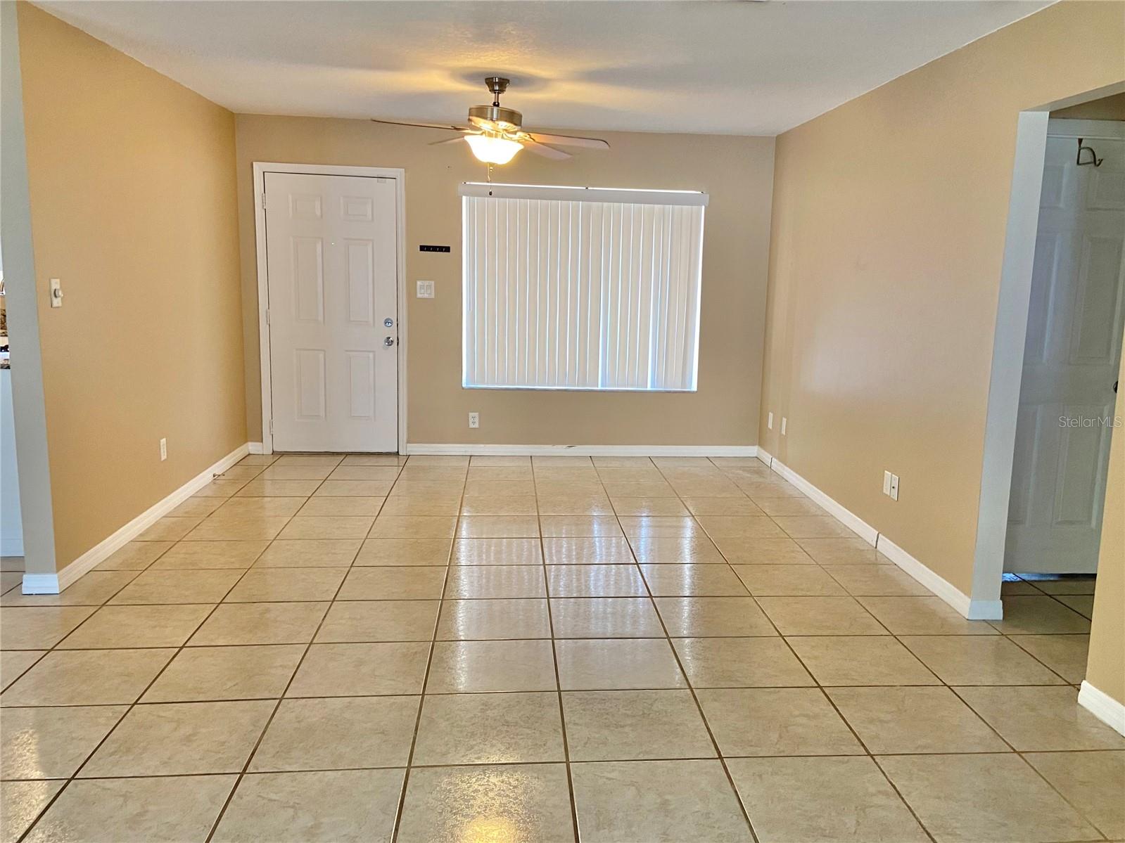 10401 LARISSA ST — photo 7