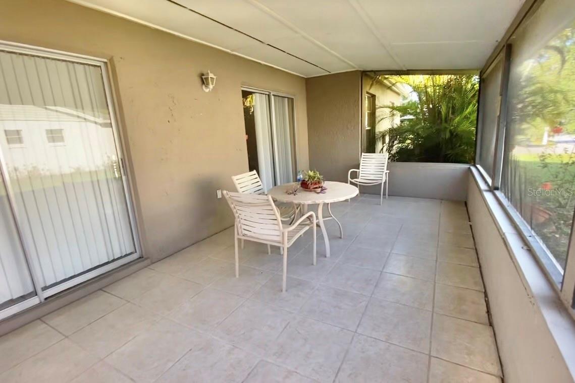10401 LARISSA ST — photo 10