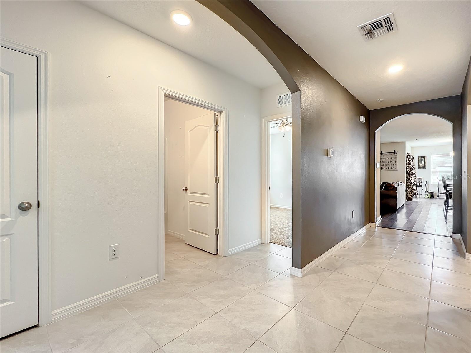 10547 BURLWOOD DR — photo 10