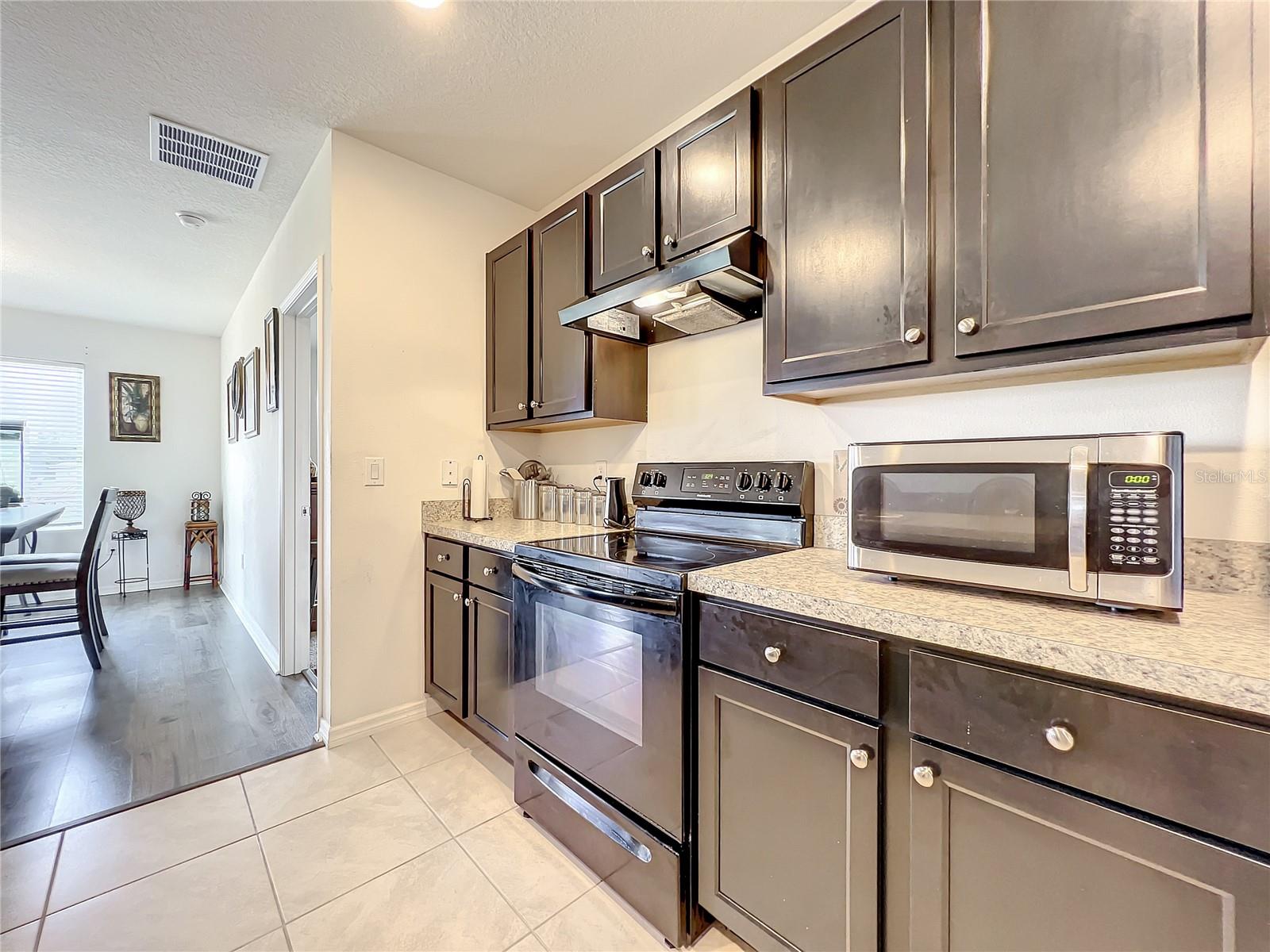 10547 BURLWOOD DR — photo 15