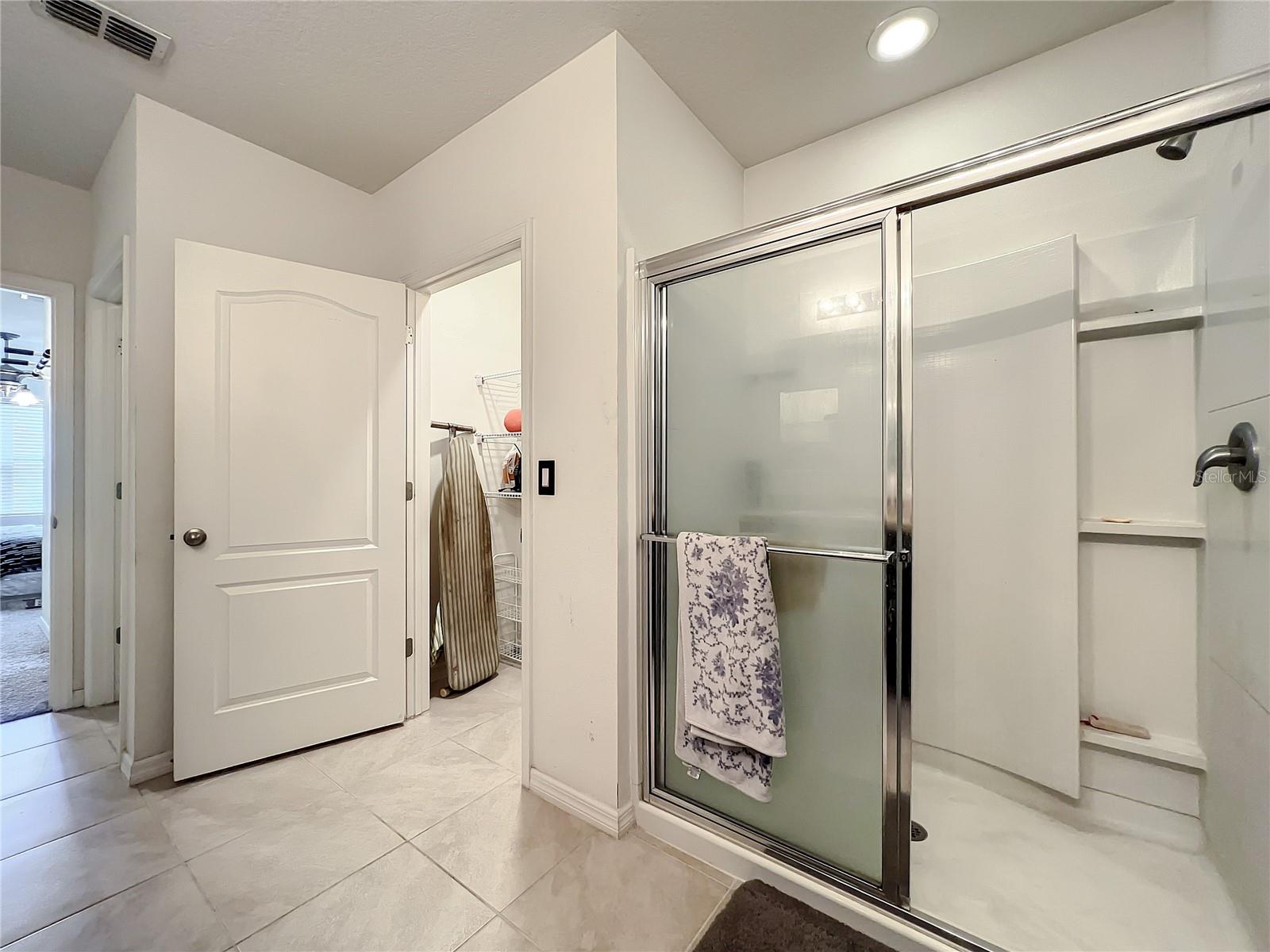 10547 BURLWOOD DR — photo 33