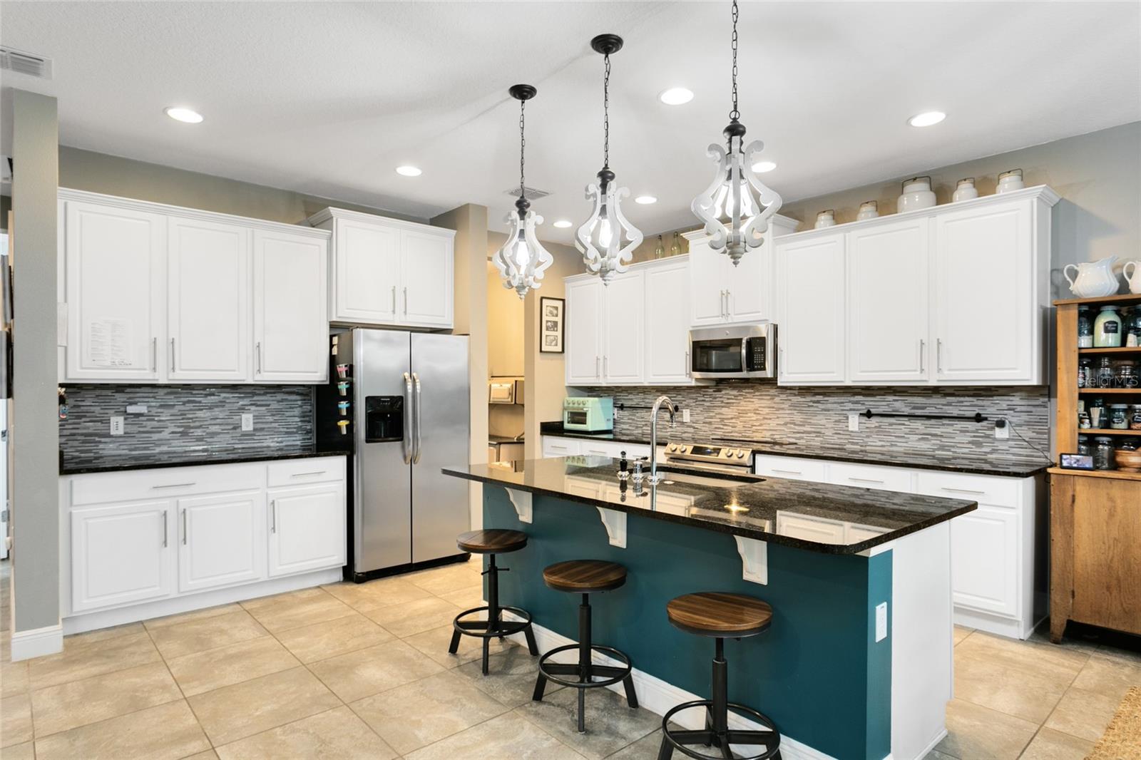 3877 SHORESIDE DR — photo 3