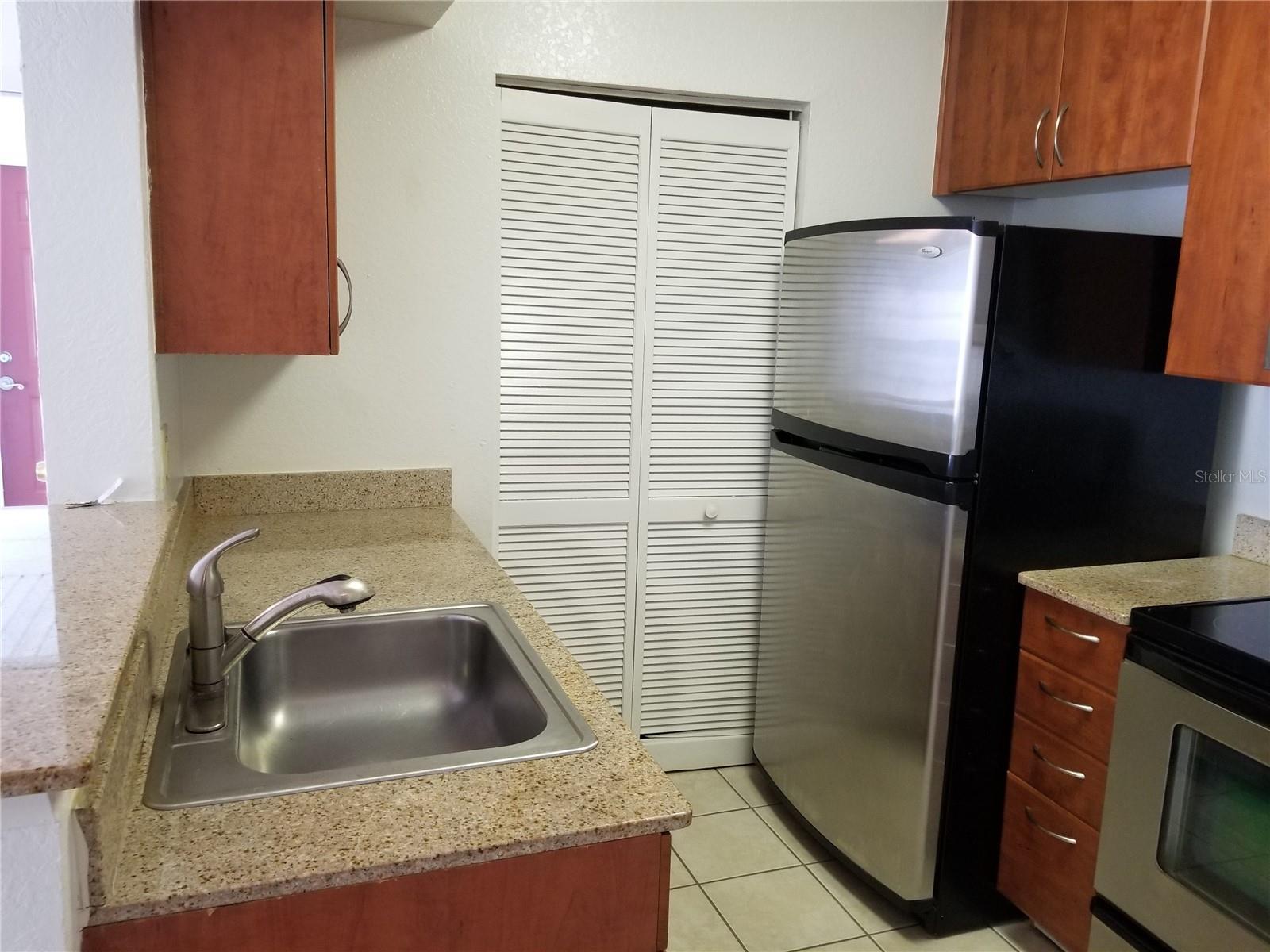 11514 WESTWOOD BLVD #413 — photo 3