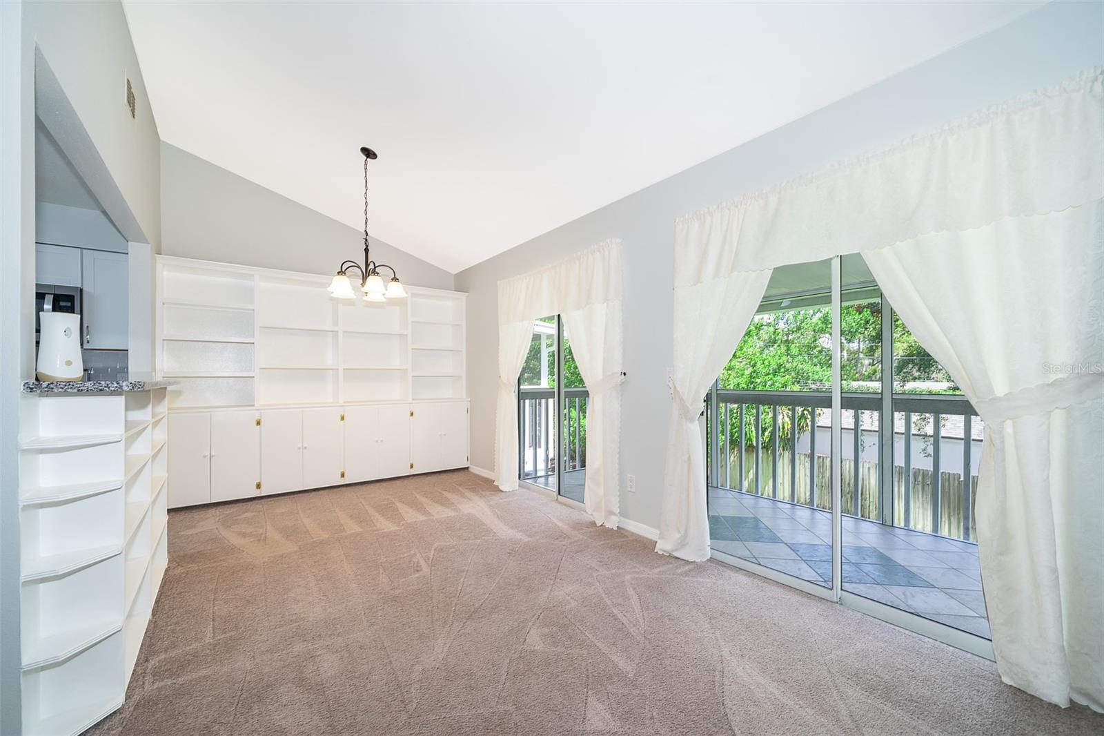 5301 WHITE CLIFF LN #1005 — photo 12