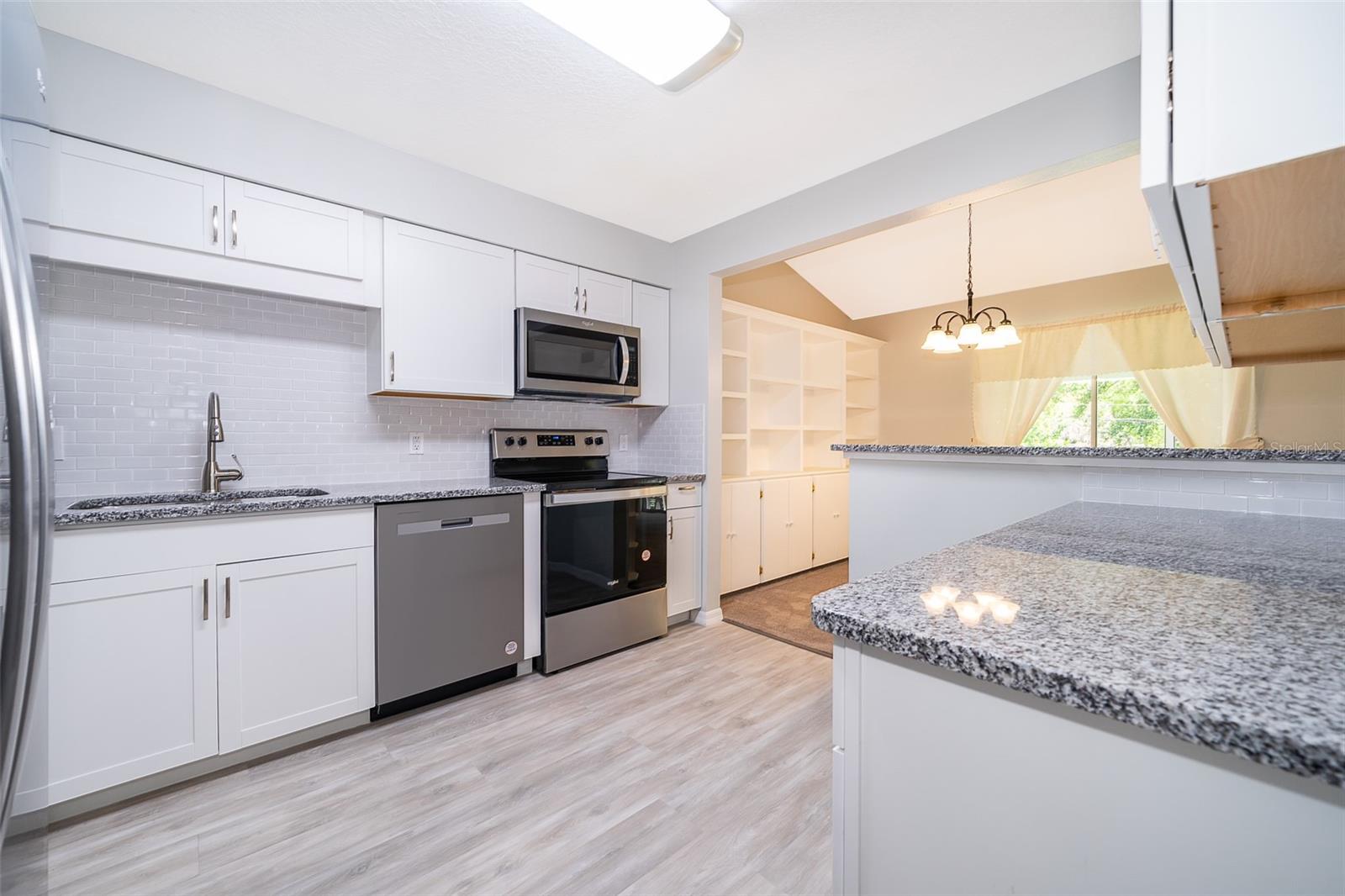 5301 WHITE CLIFF LN #1005 — photo 17