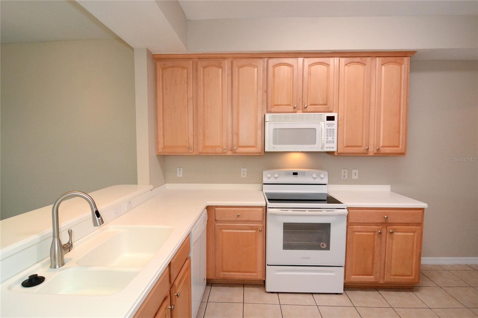 9447 MYRTLE CREEK LN #112 — photo 11