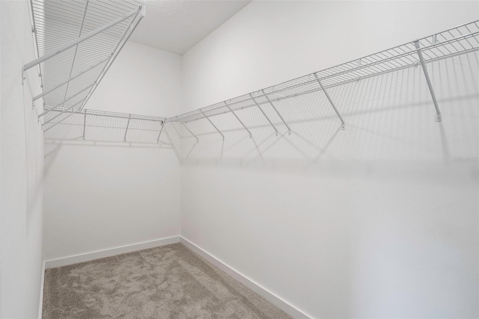 2719 KEYSTONE DR — photo 41